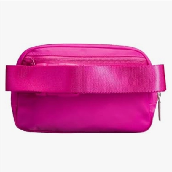 Lululemon Athletica Everywhere Belt Bag 1L - Sonic Pink NWT - Picture 3 of 7